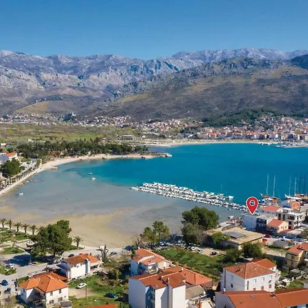 Vikendica Four-bedroom In Stobrec Split