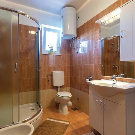 Four-bedroom In Stobrec