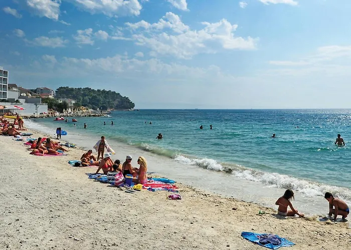 Four-bedroom In Stobrec * Split