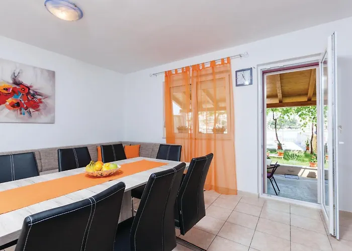 Holiday home Four-bedroom In Stobrec Split