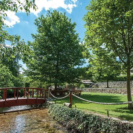 Four-bedroom In Stobrec Ferienhaus *